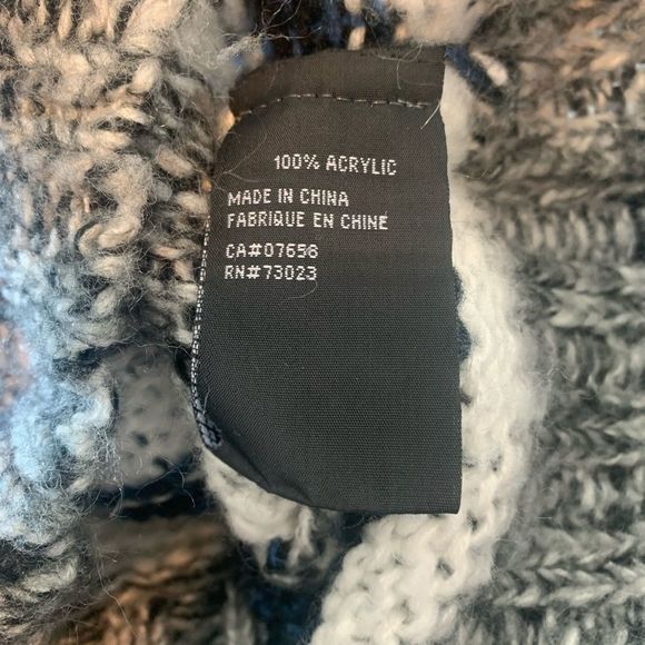 QED London | Multi Colour Knit Long Sleeve Sweater - Picture 5 of 6